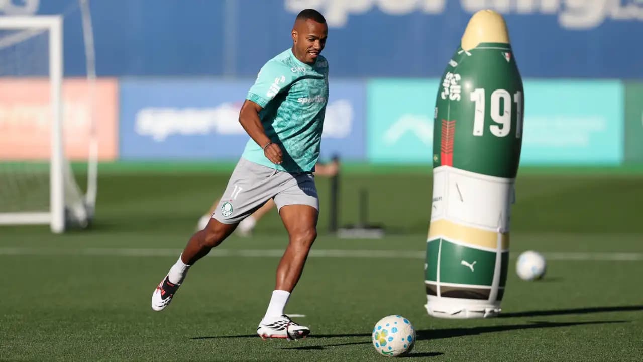 Jogador mais assíduo do ano, Marlon Freitas valoriza pausa e projeta ’16 finais’